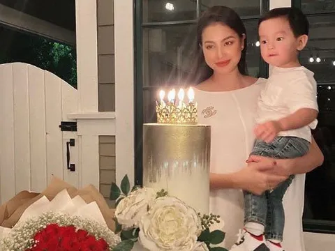 Phạm Hương đón tuổi 29 bên con trai