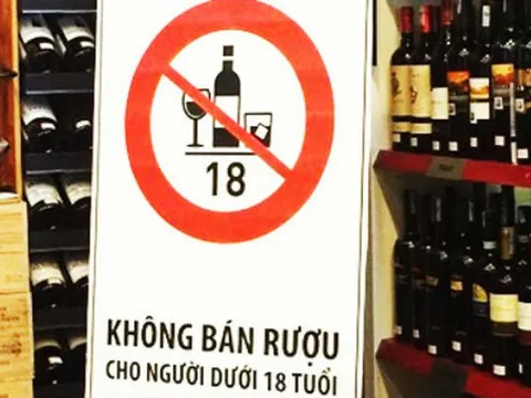 Từ 15/10, bán rượu, bia cho người dưới 18 tuổi sẽ bị phạt