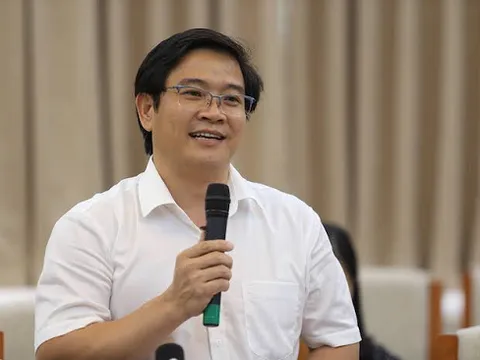 Hình ảnh 'Cơ, rô, tép, bích' xuất hiện trong vở bài tập Toán lớp 1: Vụ trưởng Vụ Giáo dục Tiểu học lên tiếng