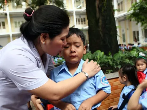 Khổ như… học sinh lớp 1!