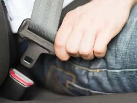 Từ năm 2020, tài xế ô tô không thắt dây an toàn bị phạt bao nhiêu tiền?