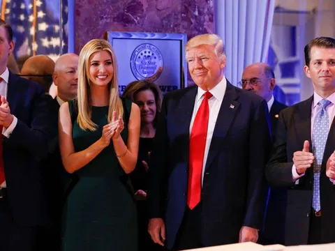 Tổng thống Trump bất ngờ tố bị hệ thống kiểm phiếu 'trừ 2,7 triệu phiếu bầu toàn quốc'