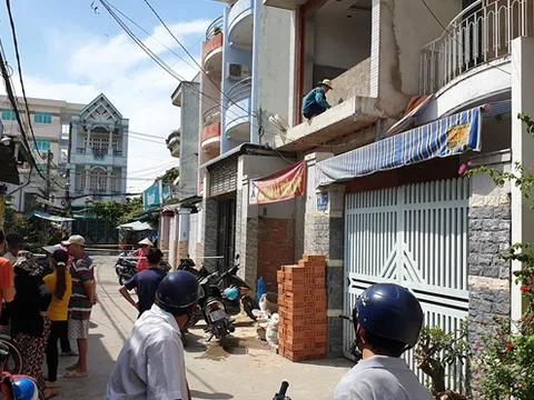 TP.HCM: Người đàn ông bị đâm tử vong trong hẻm vắng