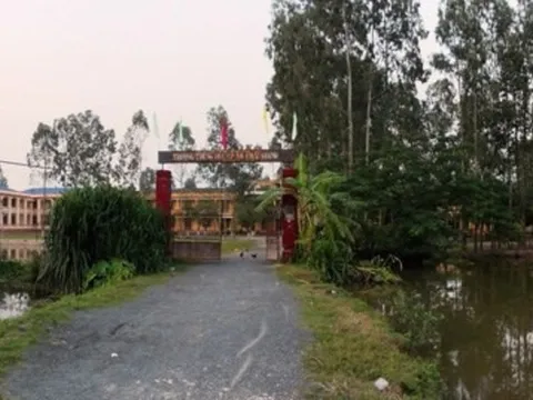 Điều tra vụ nam sinh lớp 9 tử vong bất thường trong giờ ra chơi