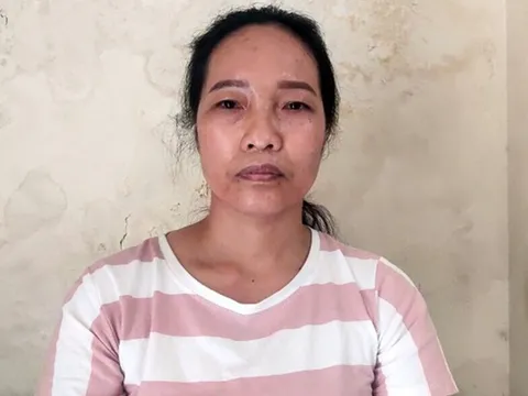 Nữ giúp việc trộm 5.000 USD của gia chủ rồi đánh tráo bằng tiền âm phủ