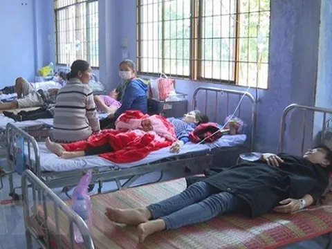 Trà Vinh: 60 công nhân nhập viện sau bữa trưa, nghi ngộ độc thực phẩm