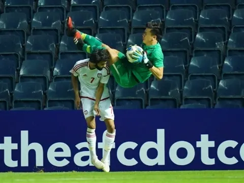 Bùi Tiến Dũng dính chấn thương, nguy cơ bỏ lỡ trận đấu với U23 Jordan