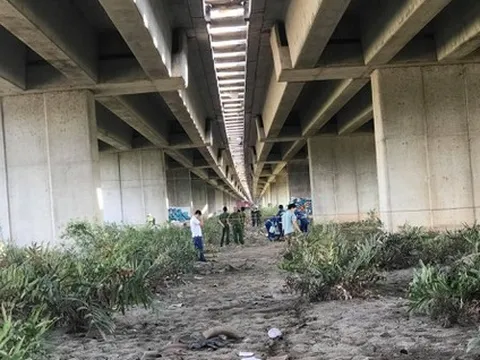 Phát hiện thi thể người phụ nữ tử vong bất thường trong tình trạng lõa thể dưới gầm cầu