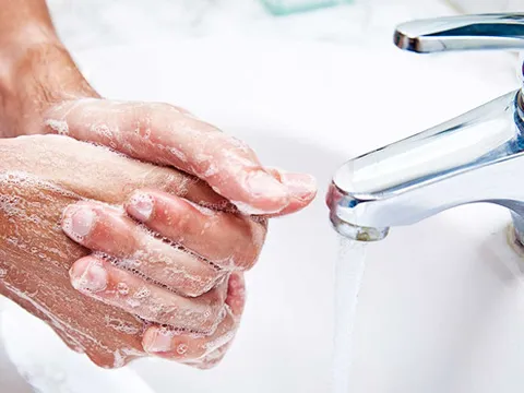 Chuyên gia lý giải vì sao phải rửa tay để phòng ngừa dịch viêm phổi do virus Corona