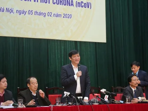 Bộ Y tế bác thông tin 7-10 ngày tới là đỉnh dịch c ở Việt Nam