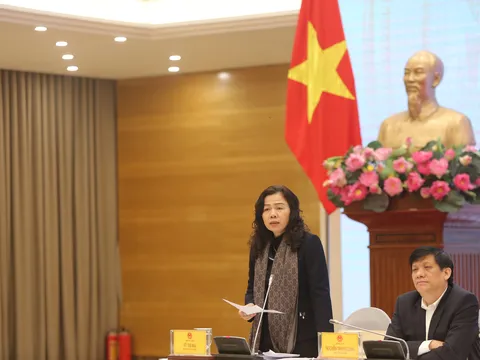 Bộ Tài chính sẽ miễn thuế nhập nguyên liệu sản xuất khẩu trang, nước sát khuẩn