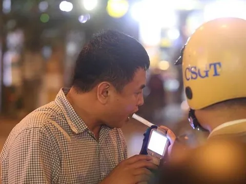 Tạm ngừng dùng phễu thổi khi đo nồng độ cồn để ngăn virus corona