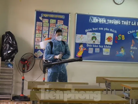 Hà Nội phun khử khuẩn lần 3, sẵn sàng đón học sinh trở lại