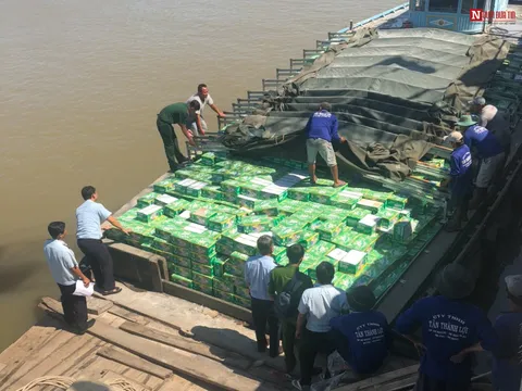 Khởi tố vụ buôn lậu nước ngọt hơn 8,6 tỷ đồng ở An Giang