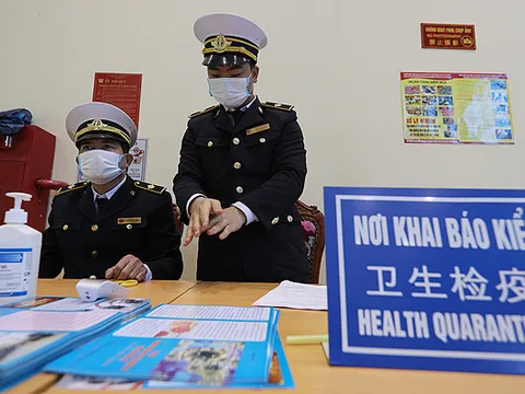 Khách đến từ hoặc đi qua các nước EU và Campuchia sẽ phải khai báo y tế