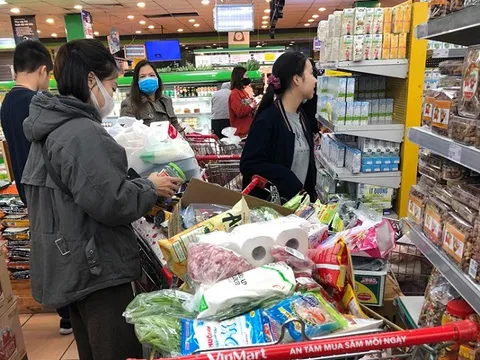 Bộ Công Thương khẳng định hàng hóa vẫn dồi dào, không nên lo lắng, tích trữ thực phẩm
