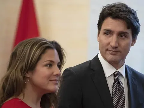 Phu nhân Thủ tướng Canada dương tính với virus Corona