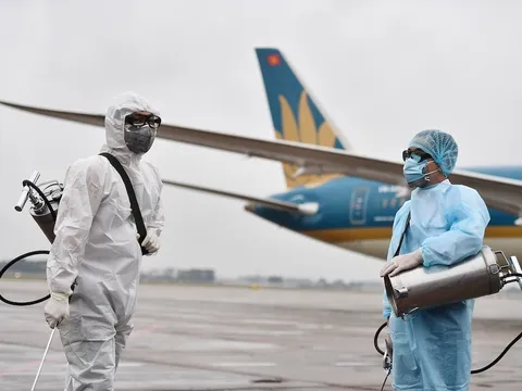 Vietnam Airlines tạm ngừng vận chuyển khách từ châu Âu về Việt Nam để phòng chống dịch