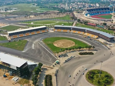 Chính thức hoãn chặng đua F1 vì dịch Covid-19