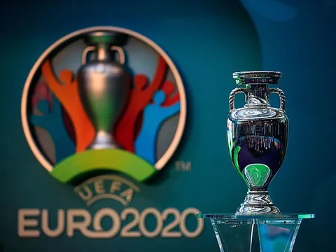 Chính thức hoãn vòng chung kết EURO 2020 sang năm 2021
