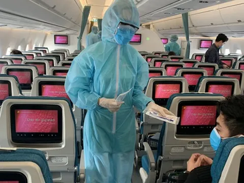 Bộ Y tế: Tìm hành khách trên 2 chuyến bay mắc Covid-19