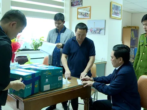 Vụ bắt quả tang trưởng phòng Cục Thuế tỉnh Thanh Hóa nhận 100 triệu đồng: Nữ doanh nhân được trả lại tiền?