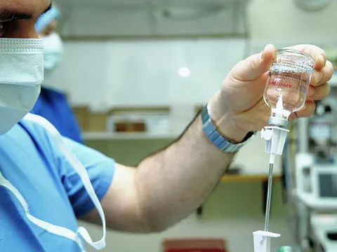 Người dân tự ý đi mua thuốc trị sốt rét để điều trị bệnh Covid-19: Bộ Y tế ra công văn hoả tốc