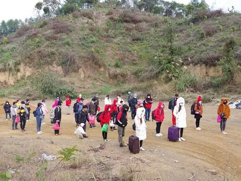 Tạm giữ 37 công dân nhập cảnh trái phép từ Trung Quốc vào Việt Nam