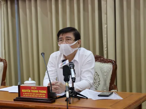 Từ 12h ngày 9/2, TP.HCM đóng cửa quán karaoke, massage, rạp chiếu phim