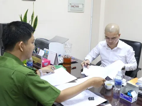 Vụ 'lừa khủng' ở công ty Alibaba: Hé lộ bất ngờ về 20 thỏi 'vàng' trọng lượng 7,3kg