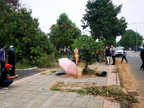 Tông vào gốc cây khi đi phượt, người đàn ông ngoại quốc tử vong tại chỗ