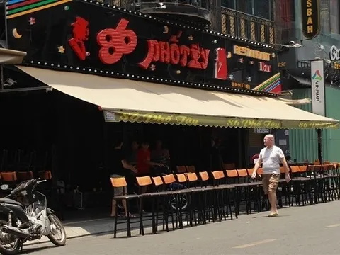 TP.HCM mở cửa lại các dịch vụ trừ karaoke, vũ trường, quán bar