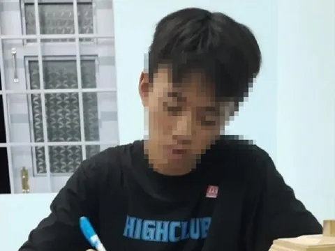 Bắt thiếu niên 16 tuổi lấy đá lạnh ném cha tử vong