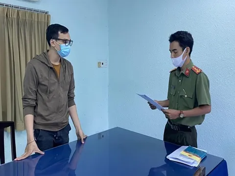 Nam tiếp viên hàng không làm lây lan dịch bệnh COVID-19 hầu tòa ngày 30/3