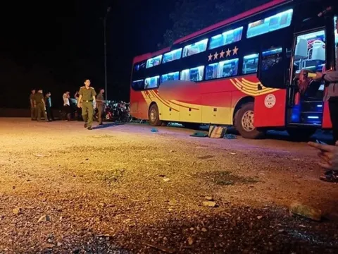 Phát hiện người đàn ông tử vong trên xe khách Bắc - Nam