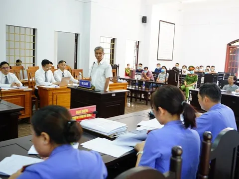 Xét xử 'trùm xăng giả' Trịnh Sướng: Chỉ 40% là xăng thật