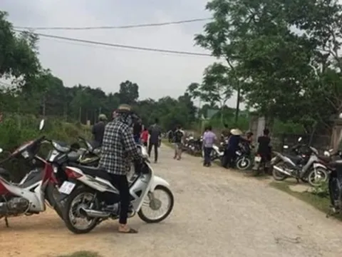 Thông tin ban đầu vụ con đi học về phát hiện bố mẹ tử vong