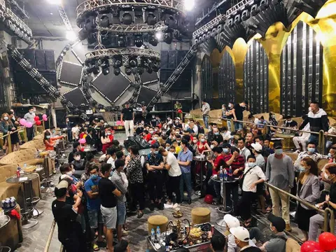 Phát hiện 100 người dương tính với ma túy trong quán bar ở TP.HCM