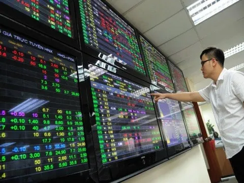 Dòng tiền chứng khoán đang đổ về đâu?