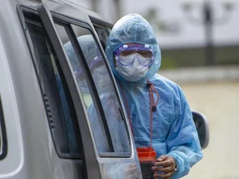 Tài xế xe tải mắc Covid-19 ở Hà Nội đã đi những đâu?