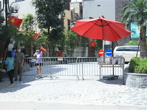 Lình trình di chuyển của nữ nhân viên quán karaoke dương tính với SARS-CoV-2