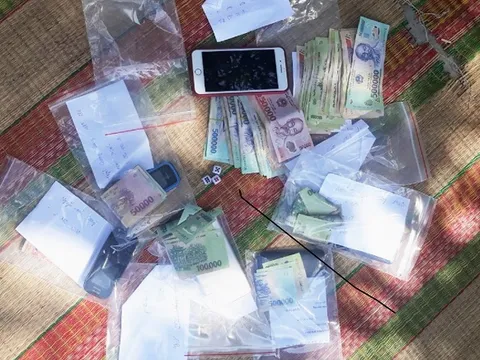 An Giang: Bắt quả tang 18 đối tượng tụ tập sát phạt bất chấp dịch COVID-19