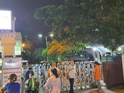 Hà Nội: Người đàn ông rơi từ tầng 5 bệnh viện Việt Đức xuống đất tử vong