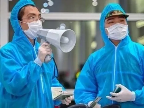 Phát hiện hơn 300 công nhân ở Bắc Giang dương tính với SARS-CoV-2, Bộ Y tế họp khẩn