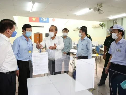 Phó Thủ tướng Thường trực kiểm tra công tác chống dịch COVID-19 tại TPHCM