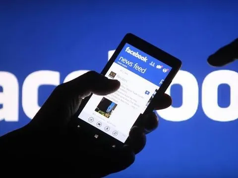 Cẩn trọng, tỉnh táo khi ấn nút 'share' tin Covid-19