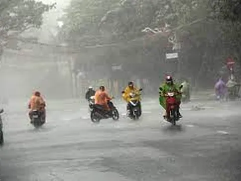 Áp thấp nhiệt đới có khả năng mạnh lên thành bão, gây mưa lớn