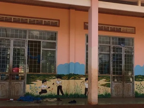 Phát hiện thi thể thiếu nữ đang phân hủy trong phòng học ở Đắk Lắk