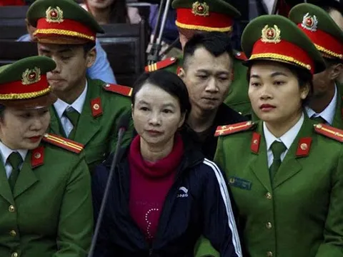 Mẹ nữ sinh giao gà ở Điện Biên sắp tiếp tục hầu tòa