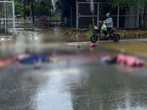 Va chạm với xe tải, 2 vợ chồng đi xe máy tử vong thương tâm